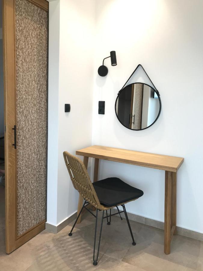 Blue Sea Suites Tsoútsouros Eksteriør billede