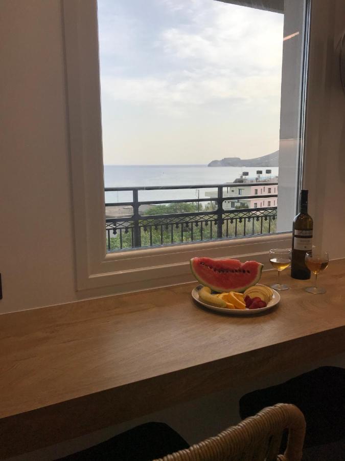 Blue Sea Suites Tsoútsouros Eksteriør billede